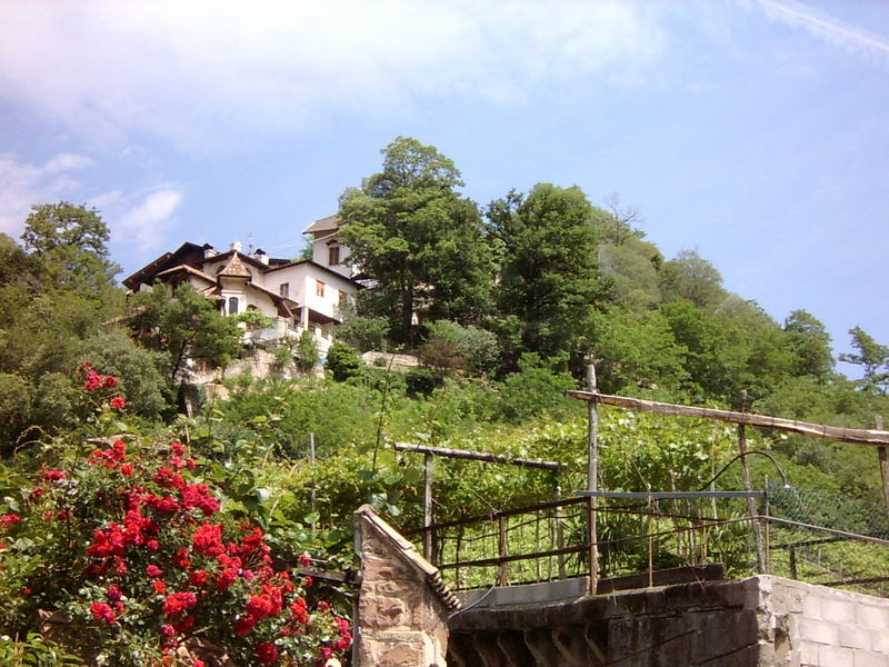 "Versteckte" Villa bei Bozen