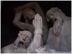 Versteckter Durchblick auf der Karlsbrücke in Prag