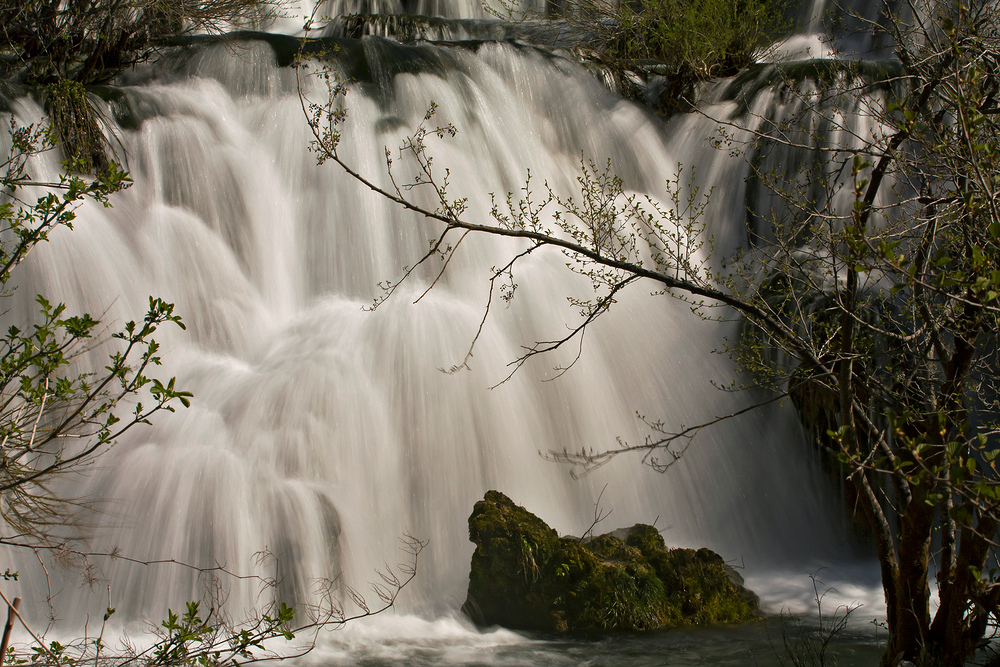 Versteckter Wasserfall