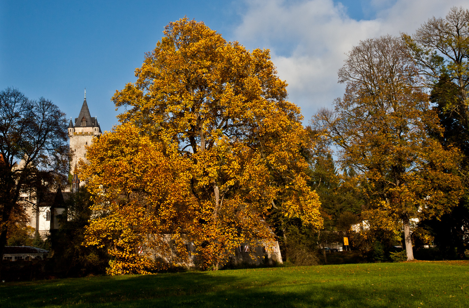 Verstecktes Schloss