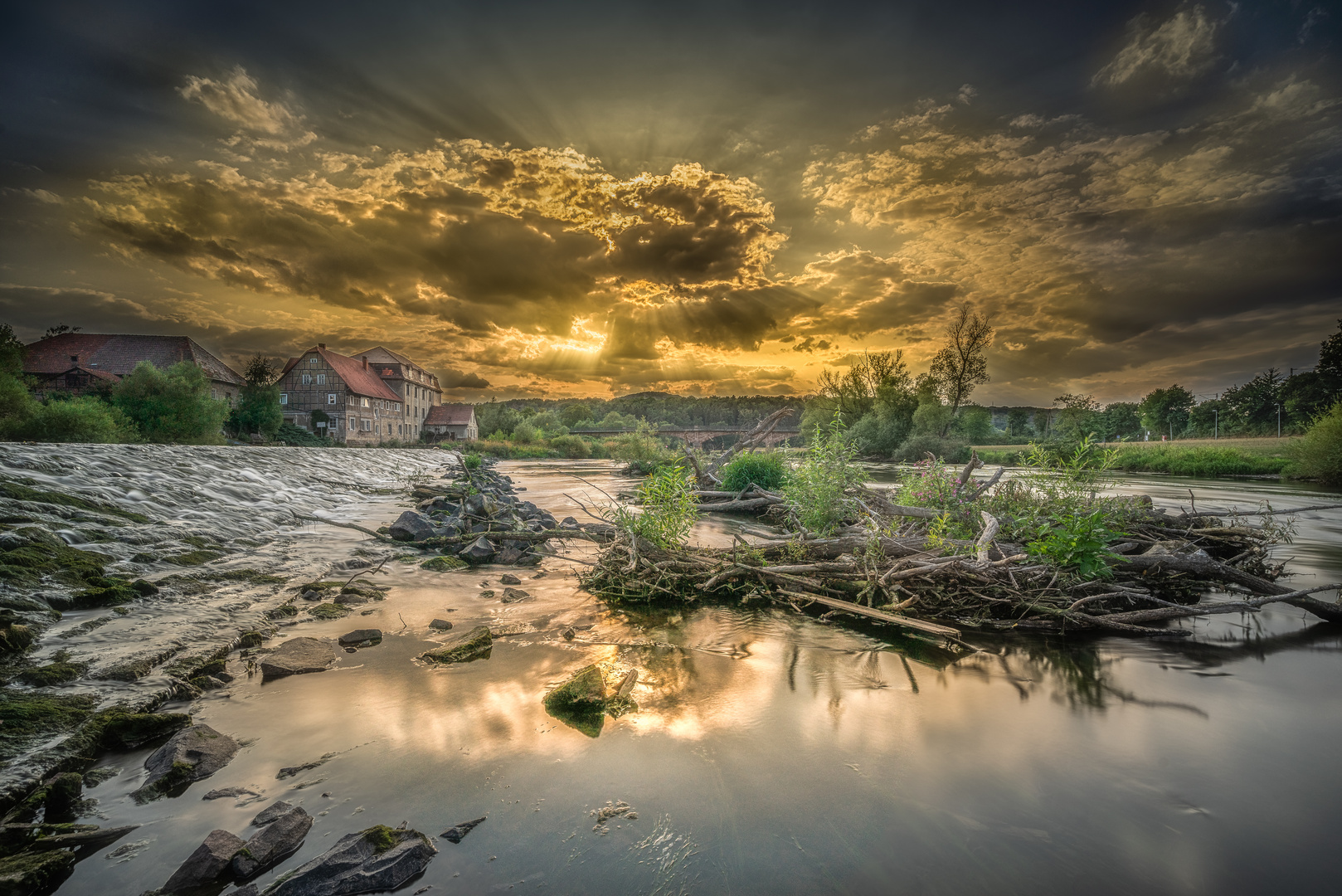 Verstrahlt Foto & Bild sunset, sonnenuntergang, felsberg Bilder auf