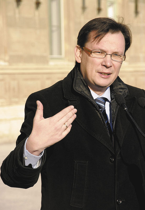 Verteidigunsminister Darabos in Eisenstadt