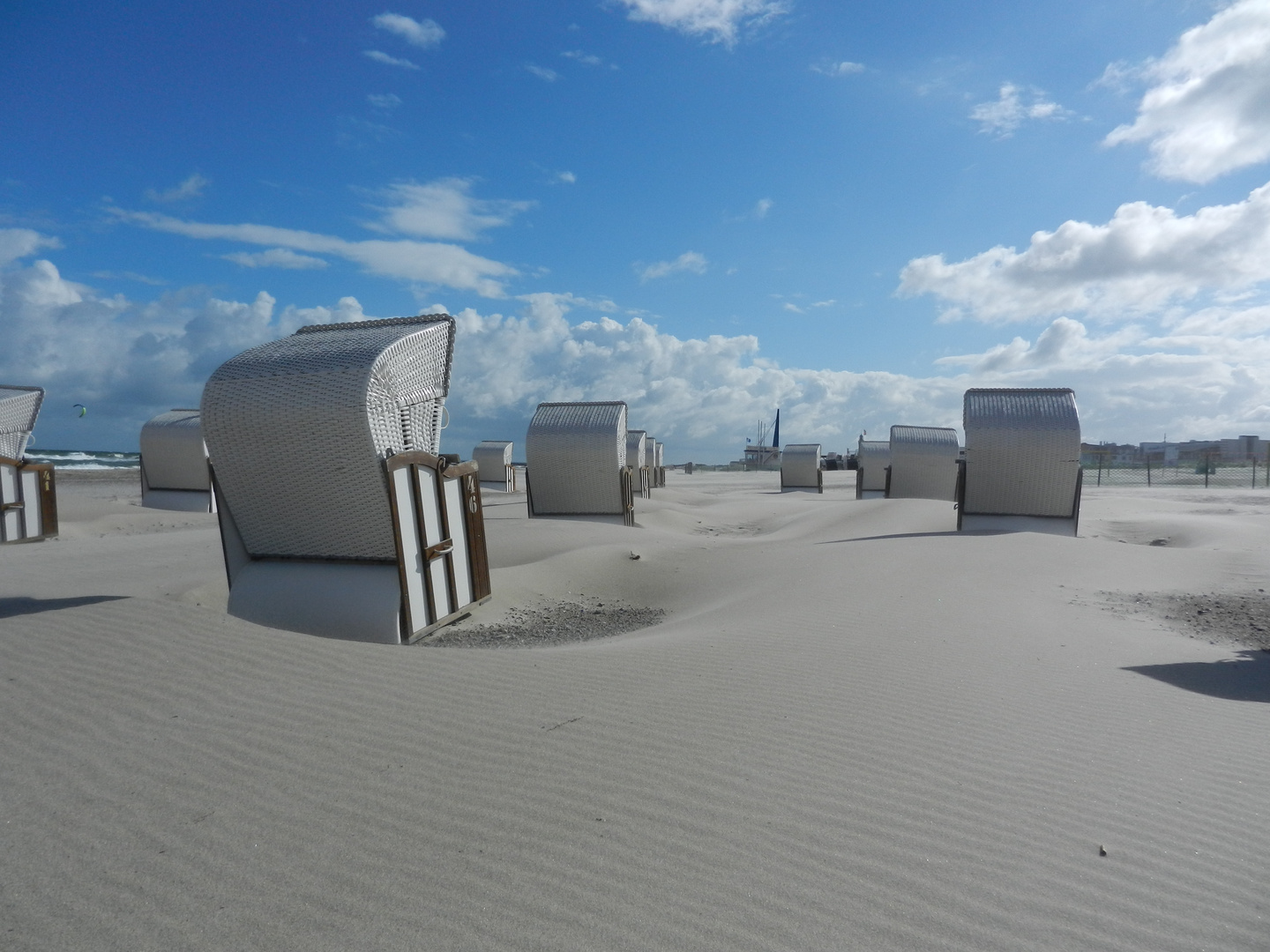 Verwehungen am Warnemünder Strand