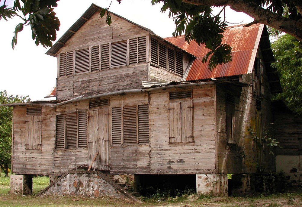 Very old wooden house (La Digue)