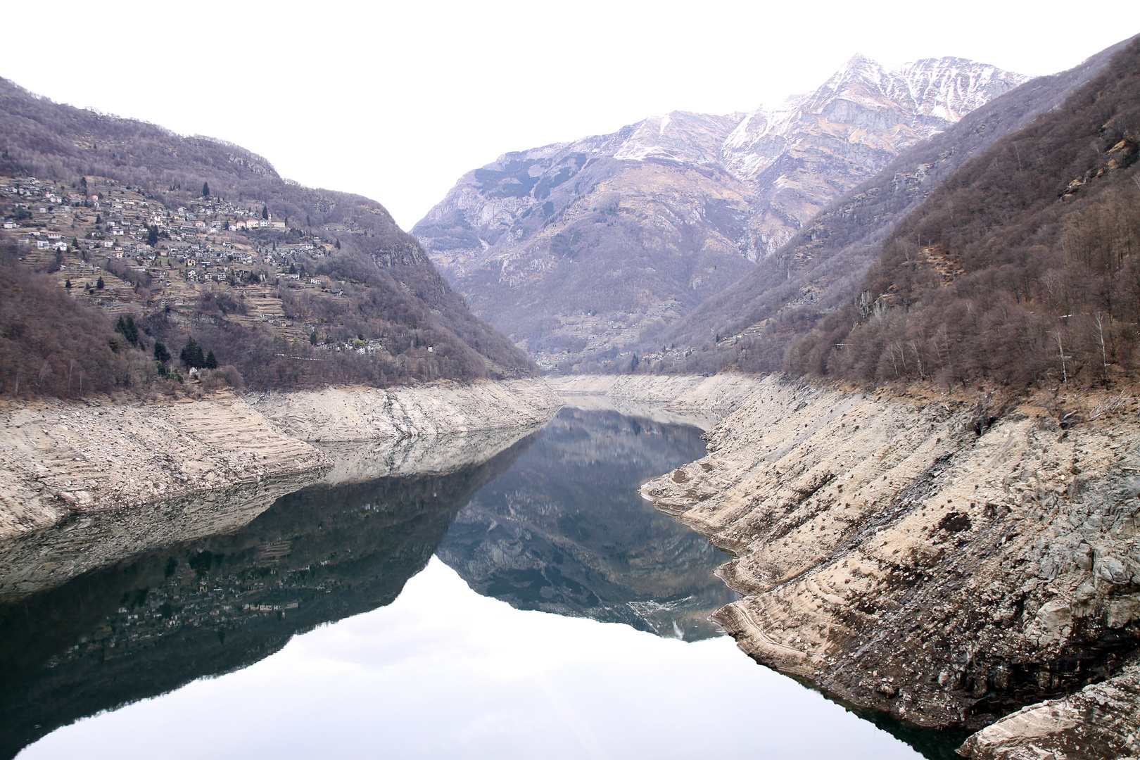 Verzasca Staumauer