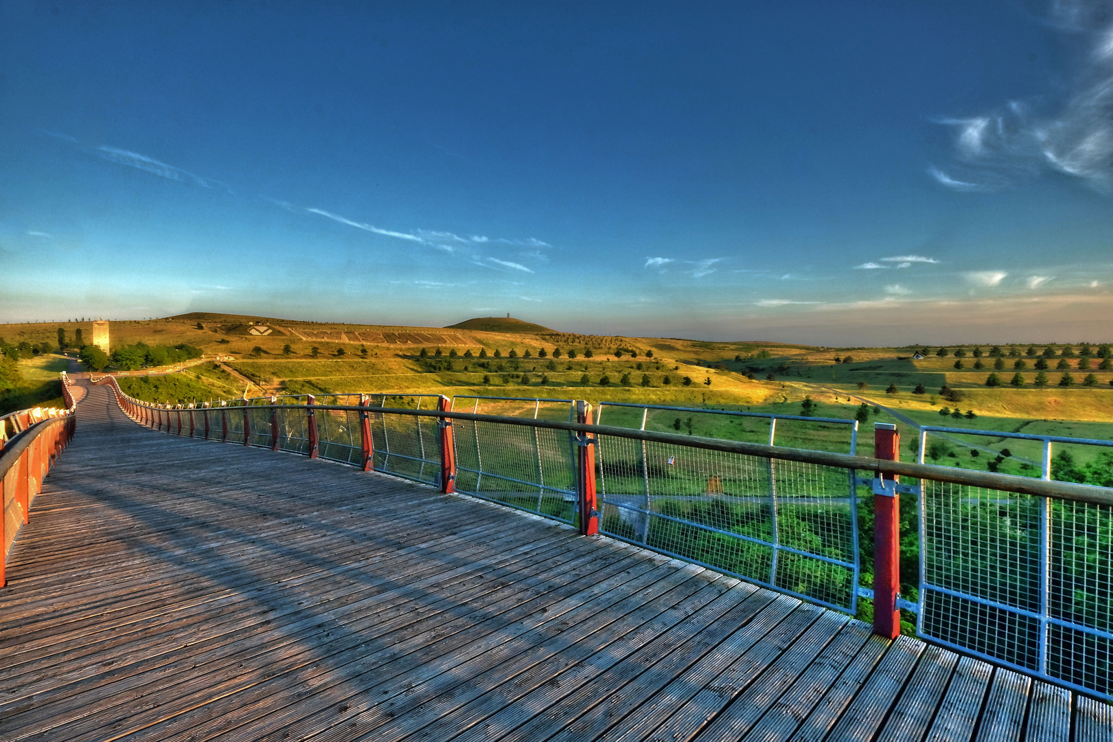 Verzaubert - Neue Landschaft Ronneburg im untergehenden Abendlicht