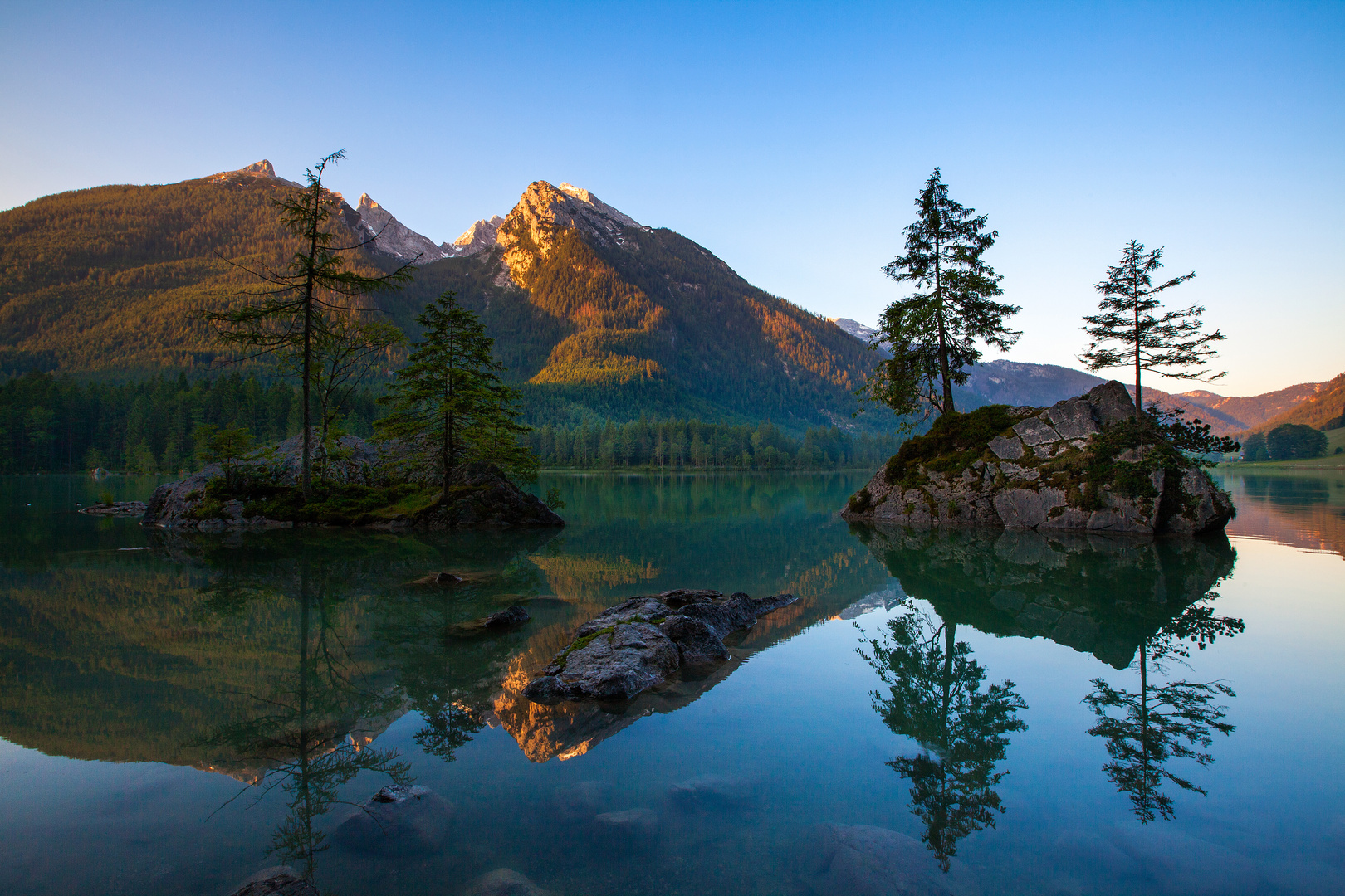 Verzauberter Hintersee in der Ramsau