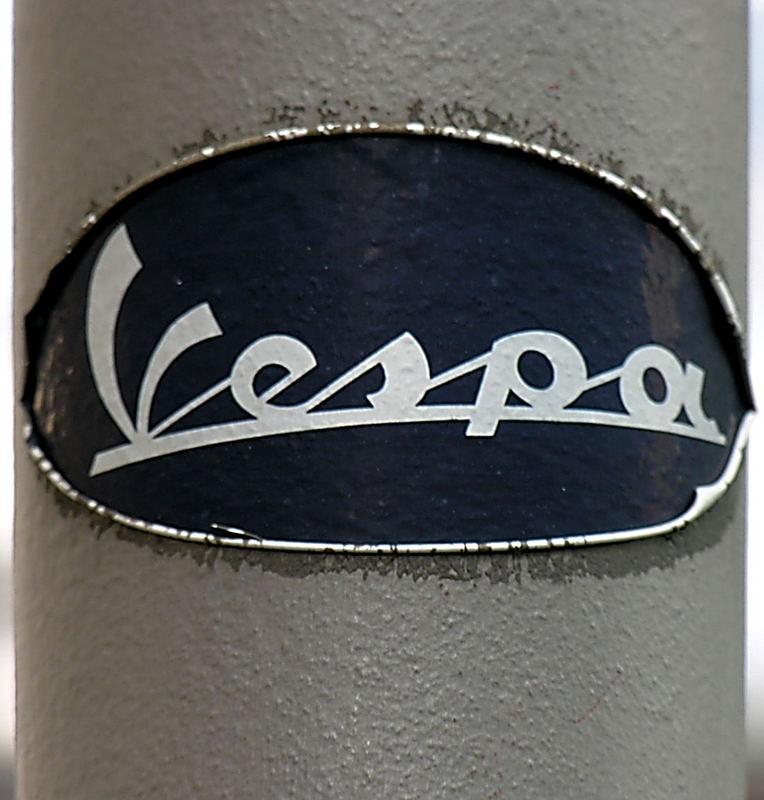 Vespa...