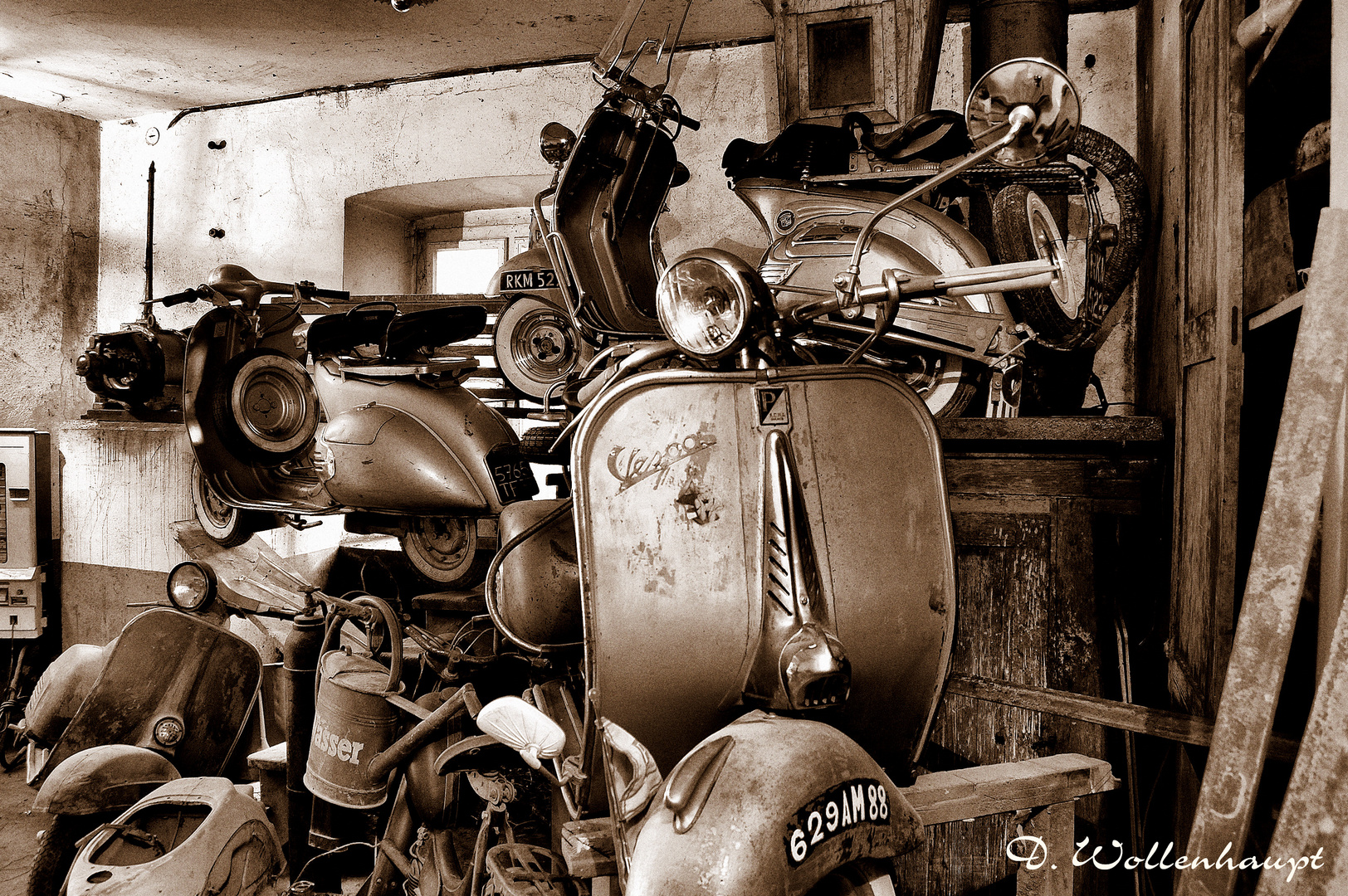 vespa forever (hdr)