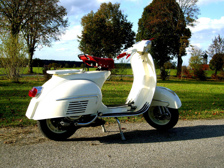 Vespa GL 150