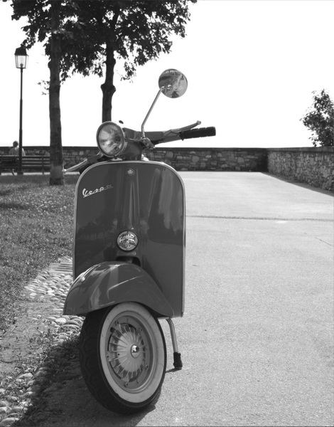 Vespa mito italiano