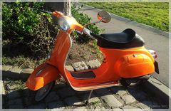 Vespa orange