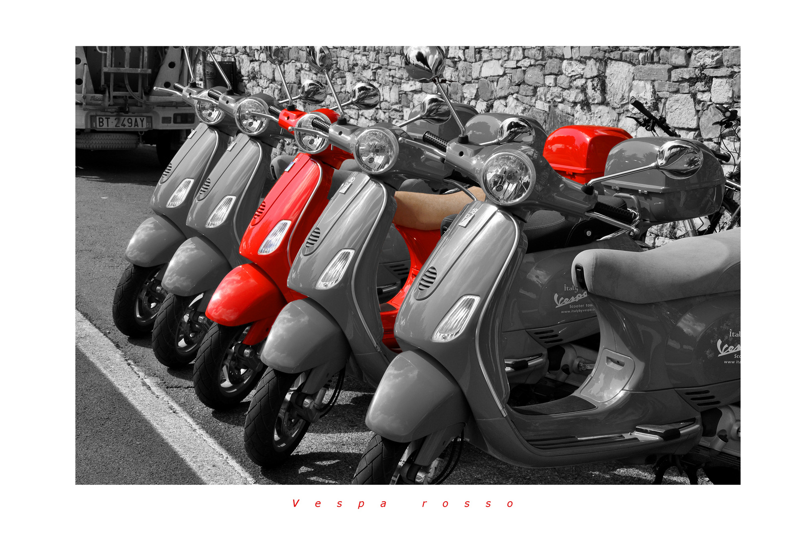 Vespa rosso