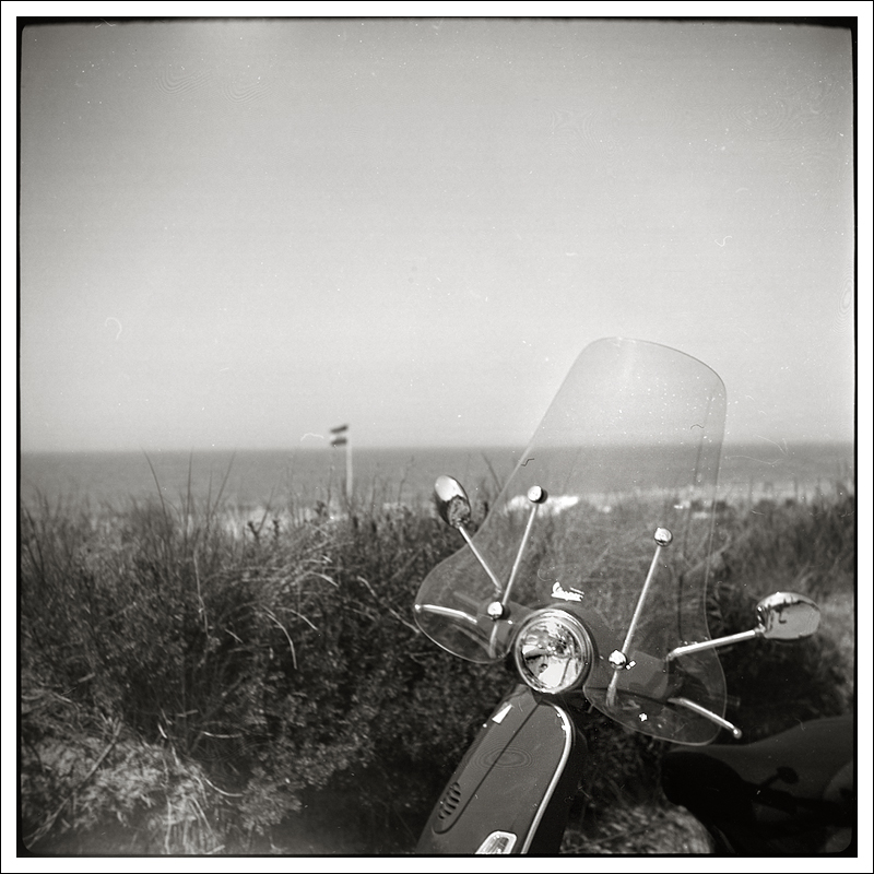 Vespa + Strandhafer + Meer