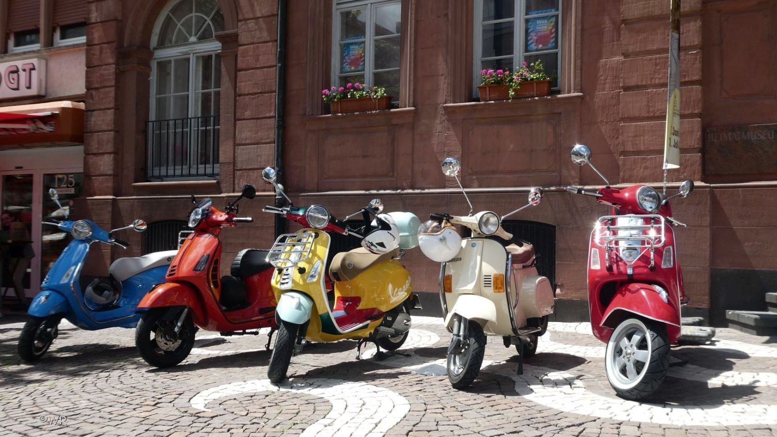 Vespa x 5 