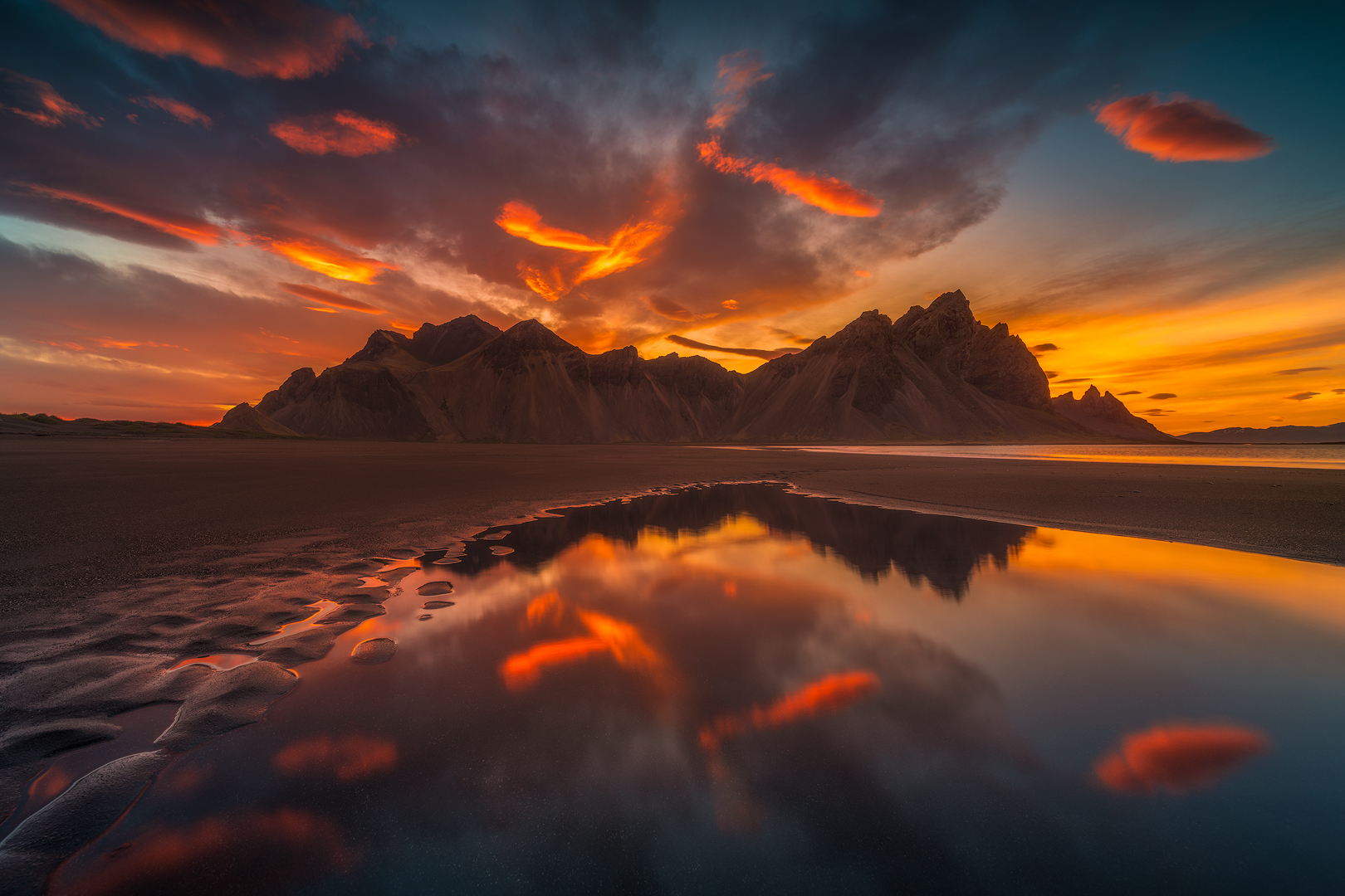 [ … Vestrahorn ]