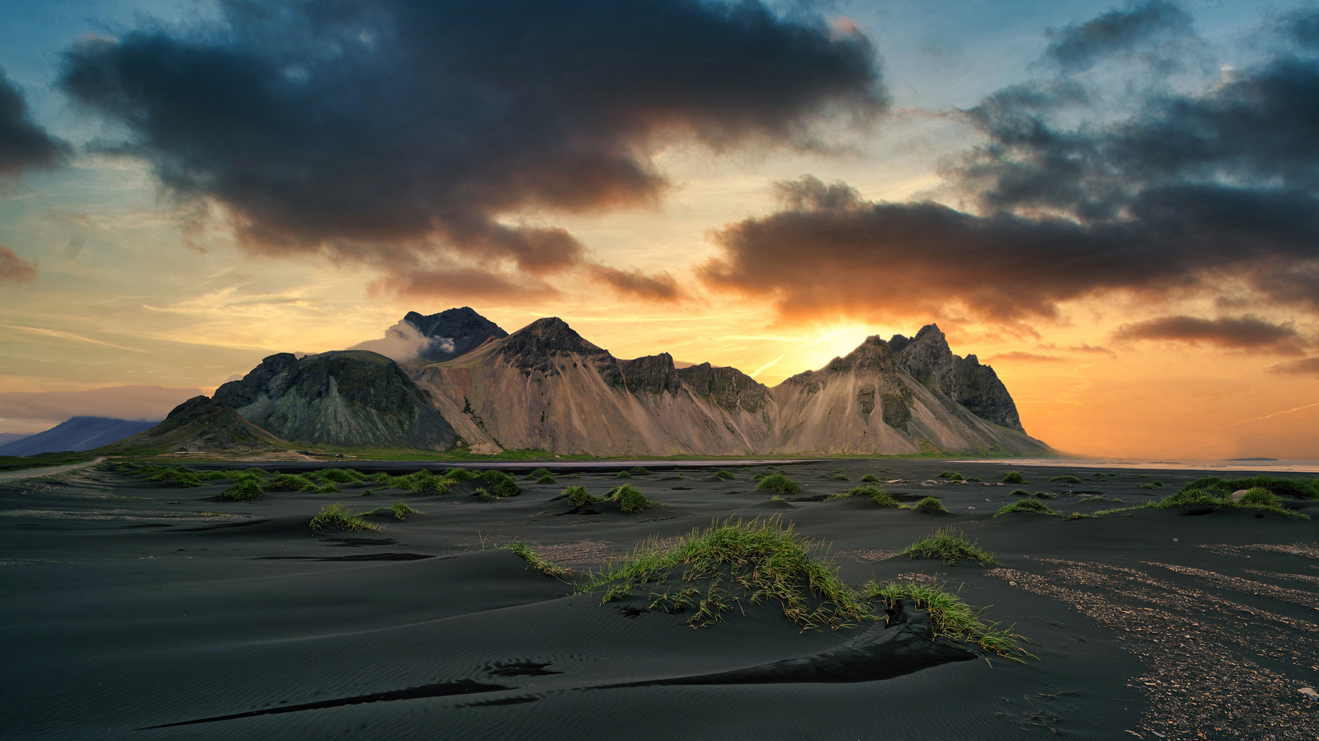 Vestrahorn Evening