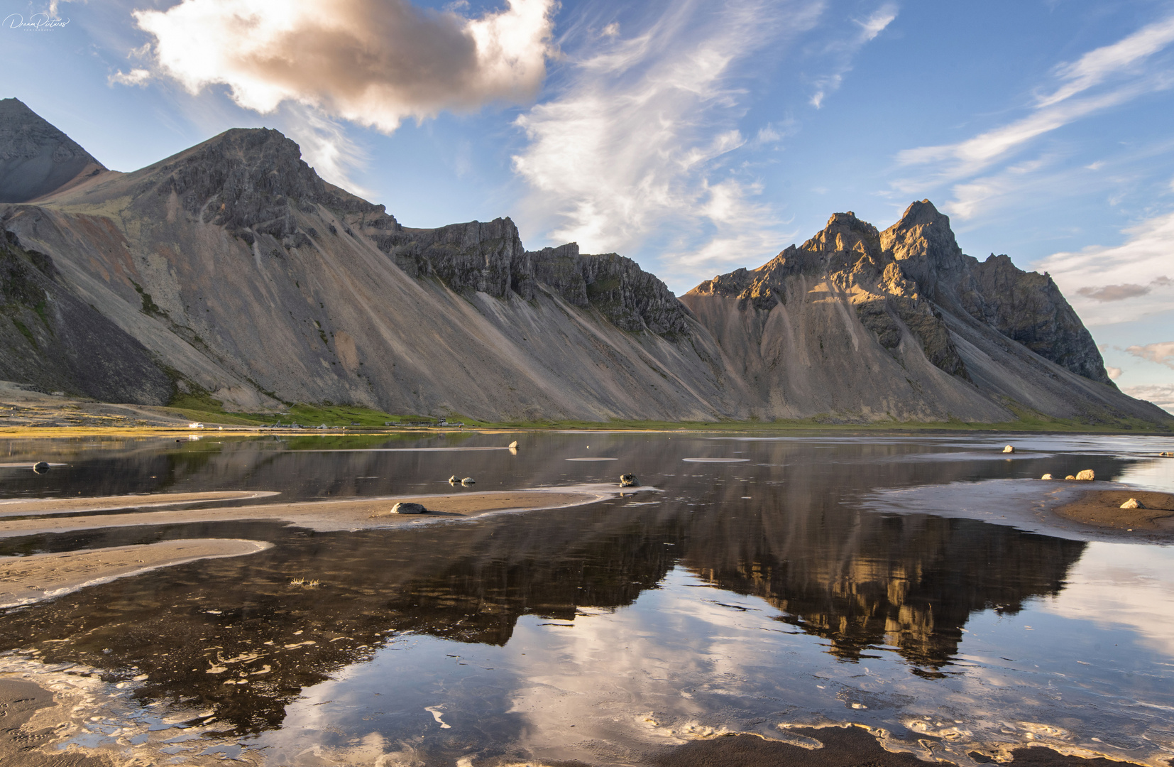 Vestrahorn mit Spiegelung