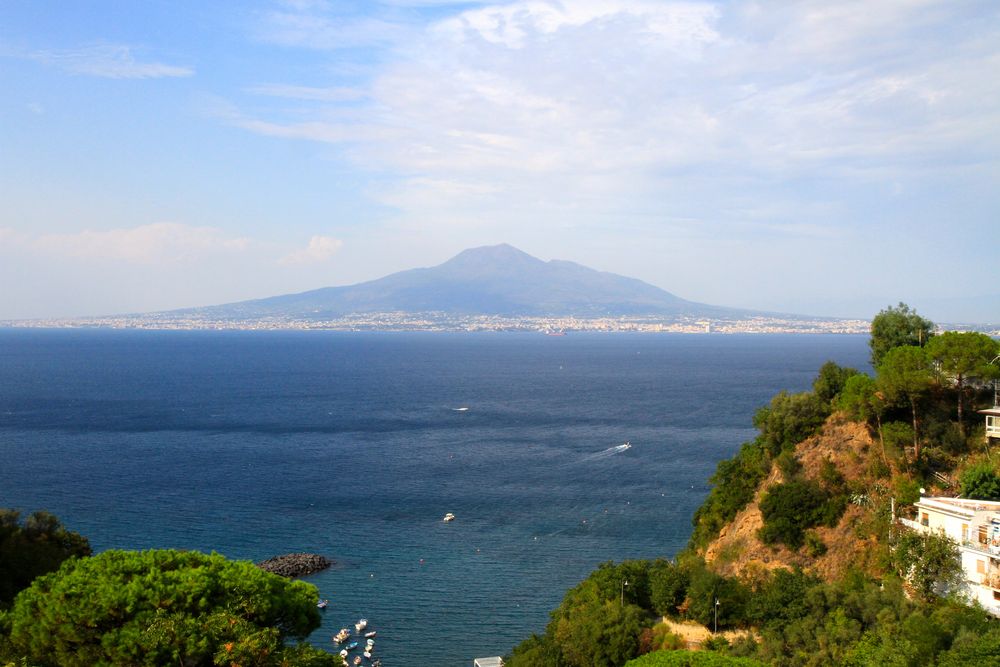 Vesuv mit Neapel