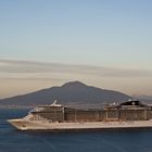 Vesuvio con transatlantico