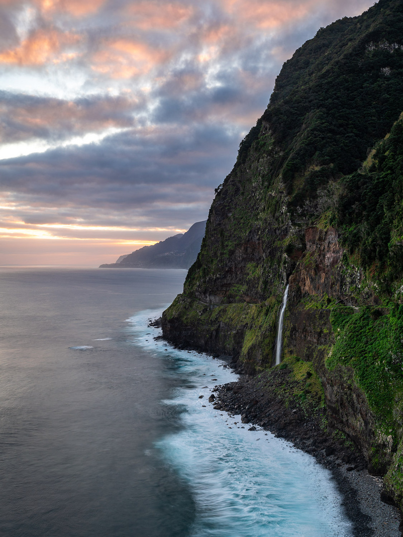 Véu da Noiva Waterfall