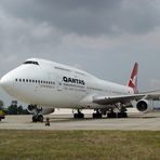 VH-OJA  Boeing 747-438, Longreach