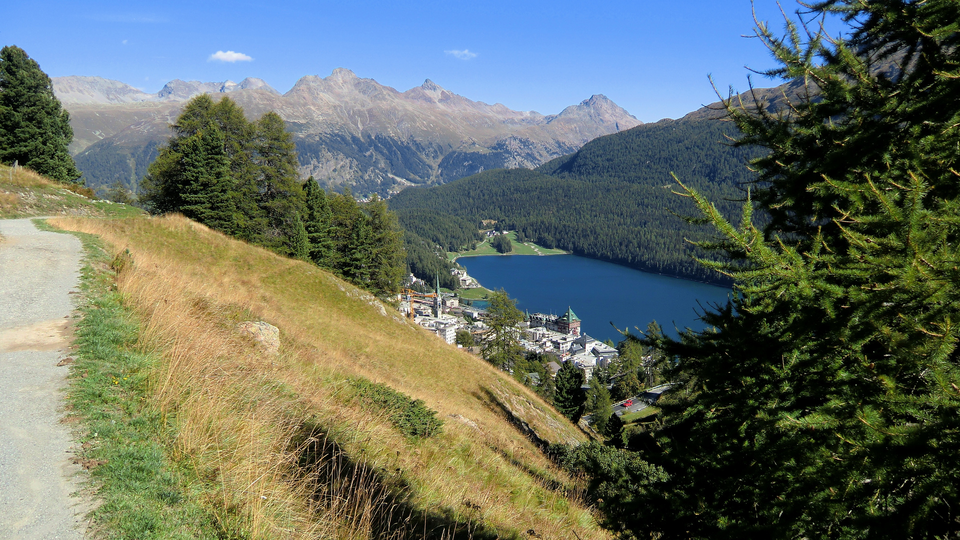 Via Alpina oberhalb von St. Moritz