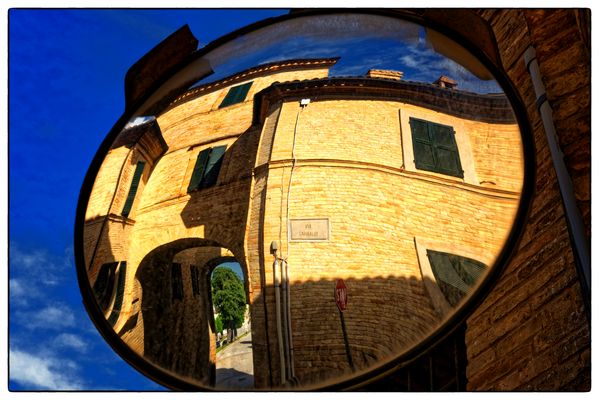 „ Via Garibaldi “