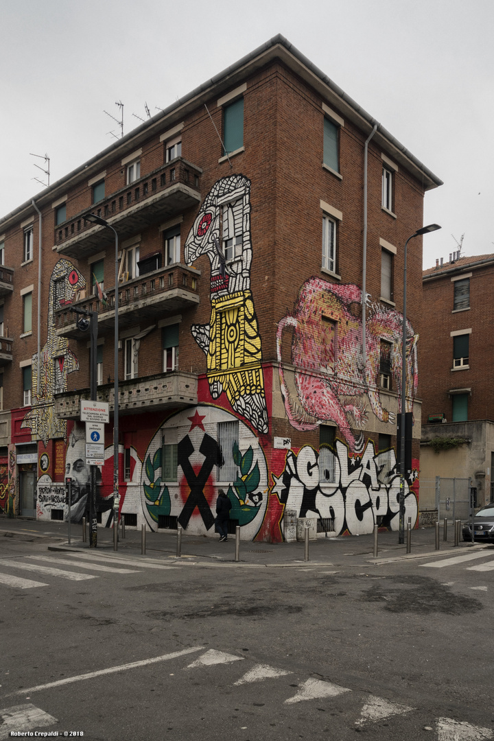 Via Gola, Milano