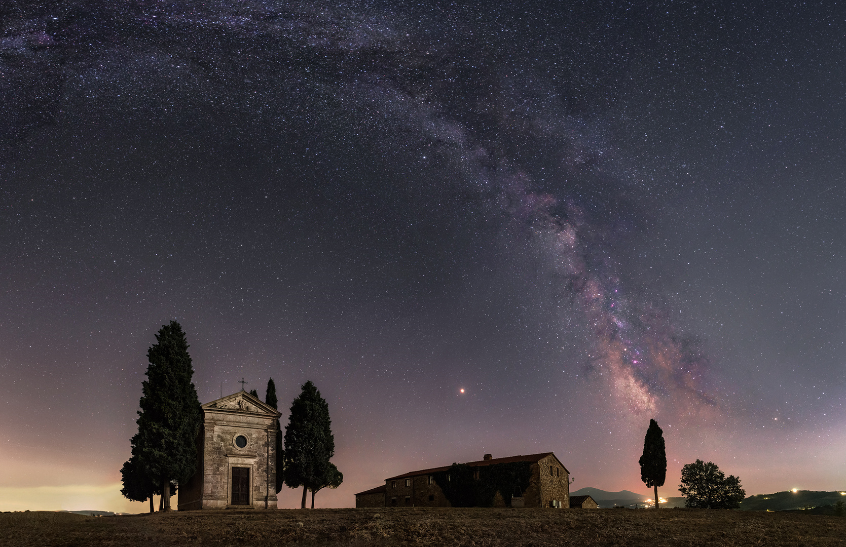 Via Lattea a Cappella della Madonna di Vitaleta