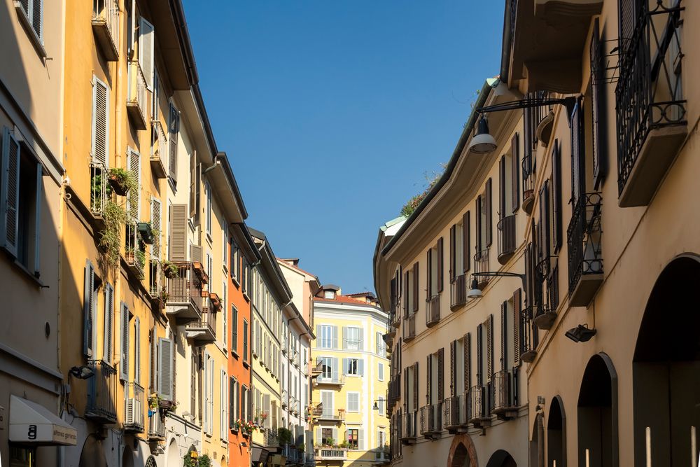 Via Madonnina, Milano