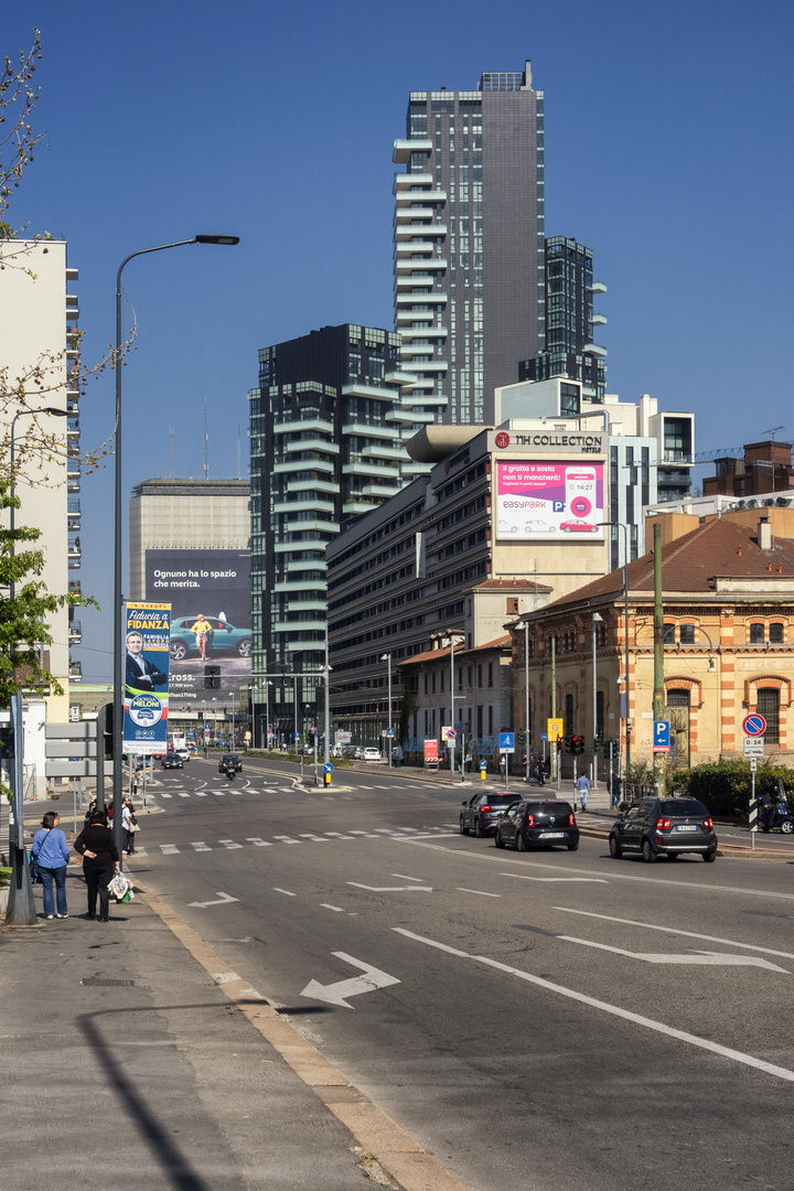 Via Melchiorre Gioia, Milano