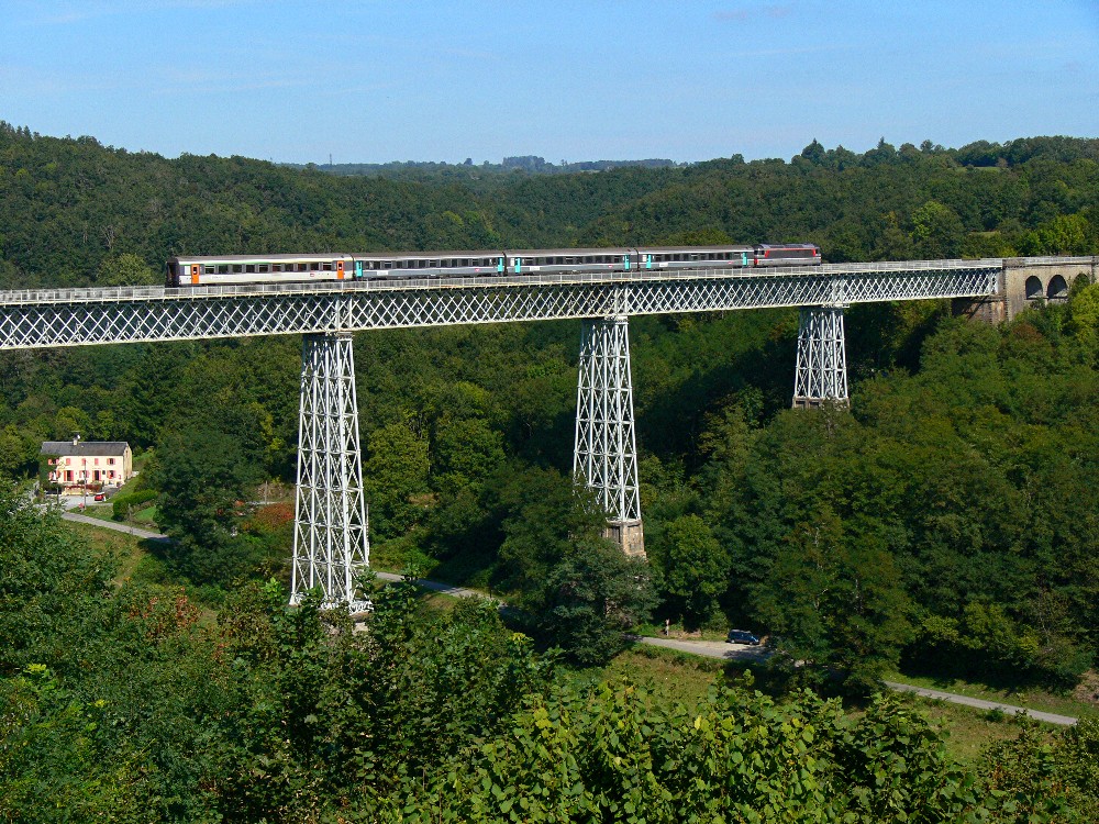 Viaduc de Busseau-sur-Creuse