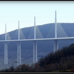 VIADUC - DE - MILLAU  - 1 - 