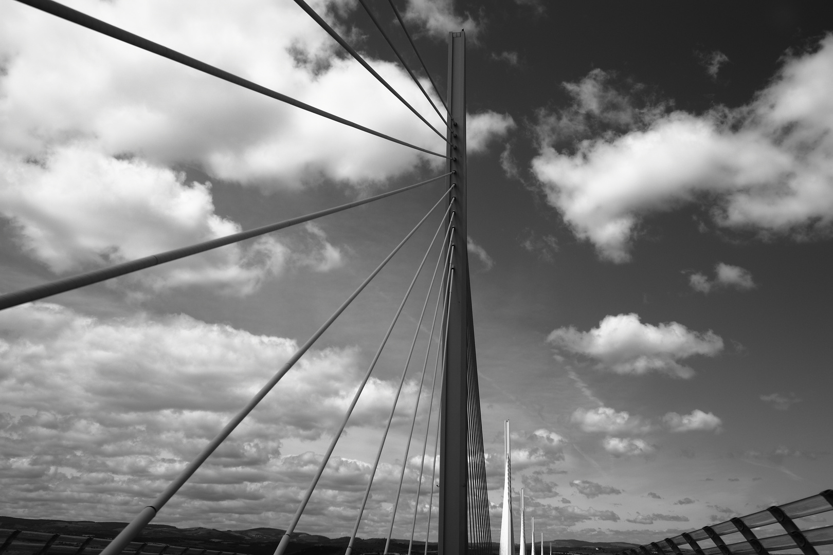 Viaduc de Millau ( 2 )