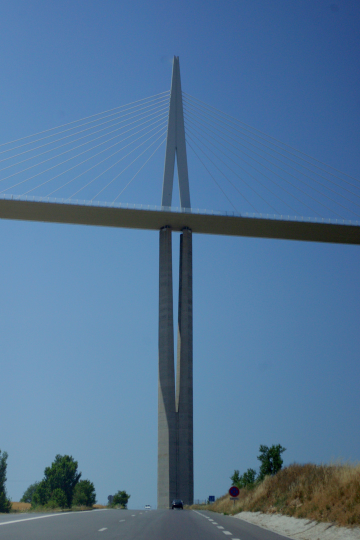 Viaduc de Millau, détail !