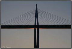 Viaduct Millau gerade