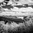 Viadukt mit Blick ins Isergebirge