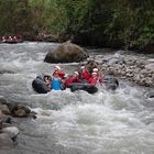 VIAJE EN BOYA EN RIO DE MINDO-ECUADOR.