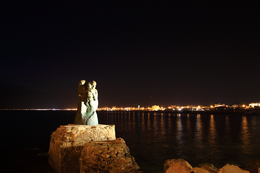 Viareggio - Il Molo - Statua