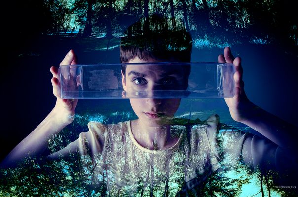 Victoria con la cajita de canto