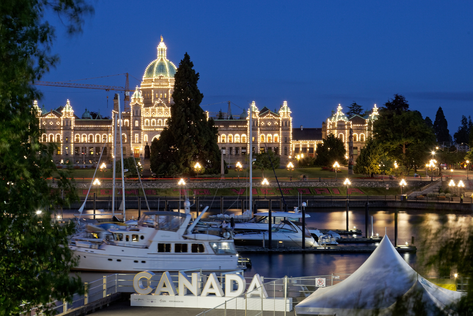 Victoria, Hafen und Parlament