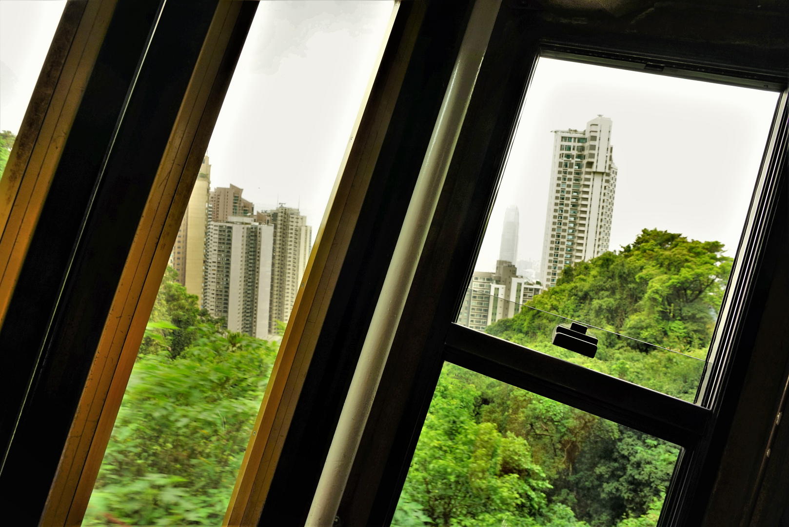 Victoria Peak Tram  2