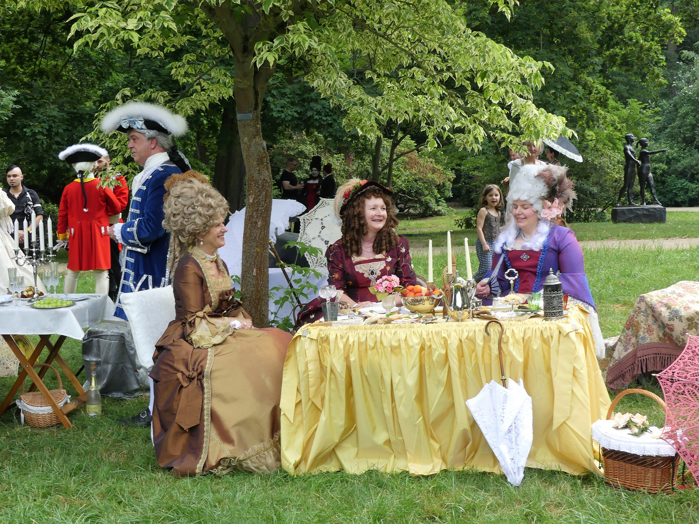 Victorianisches Picknick - im Clara Zetkin Park beim WGT 2019FC 28 - P1060603