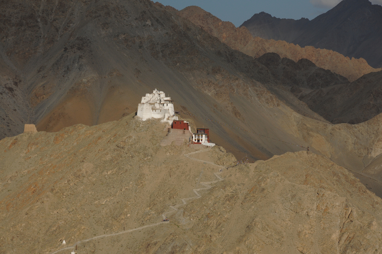 Victory Fort und Tsemo Gompa