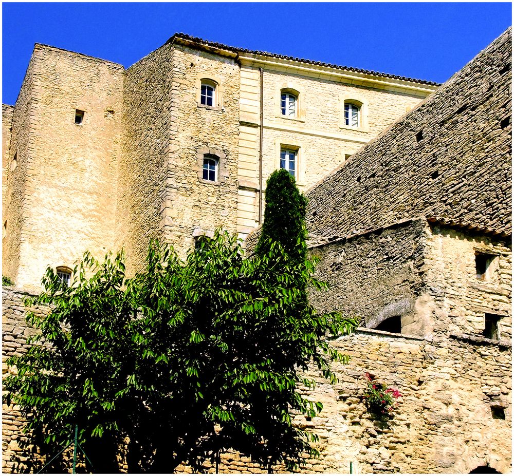 Vieilles pierres du Luberon