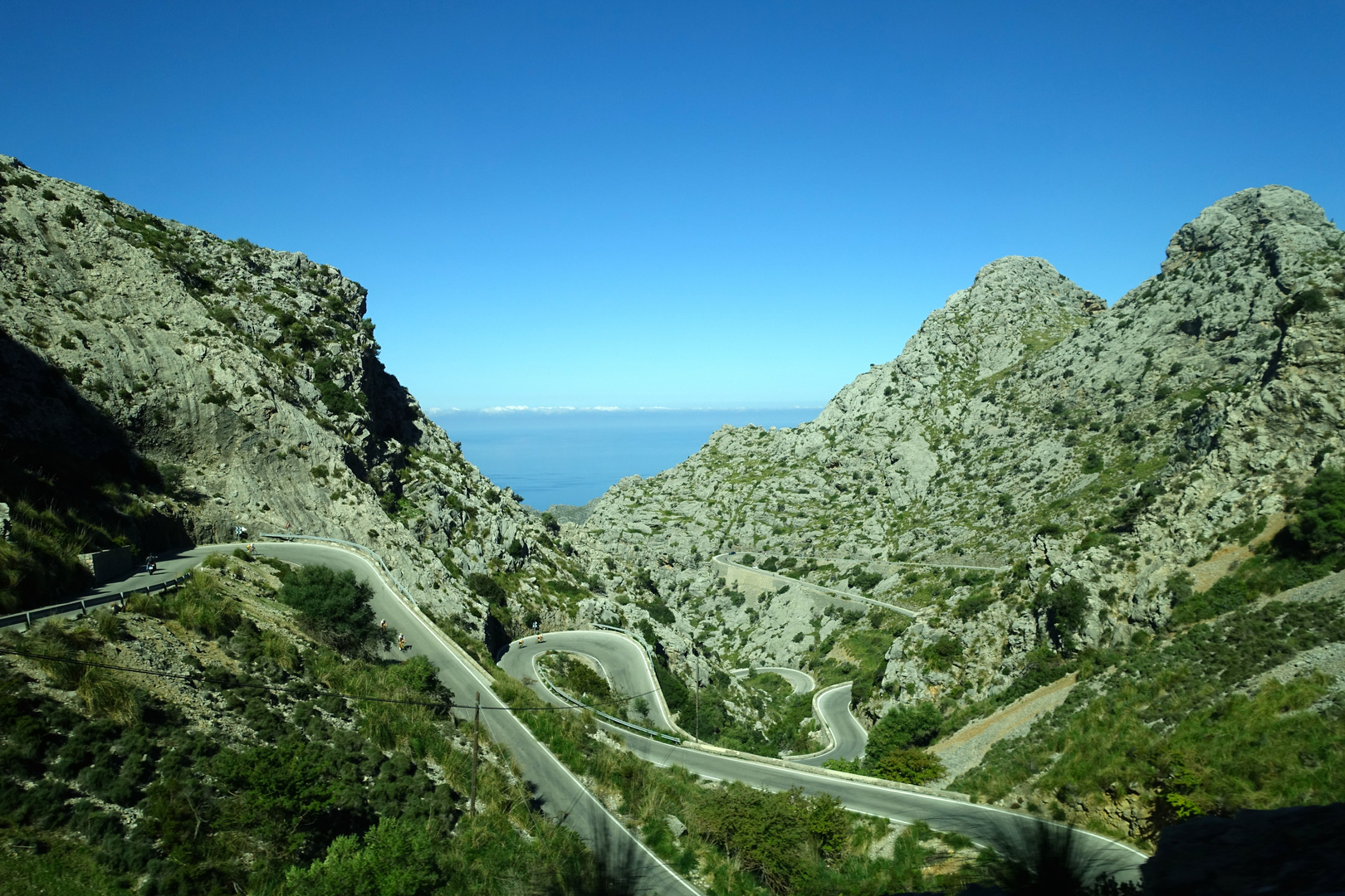 Viel befahrene Strasse auf Mallorca 