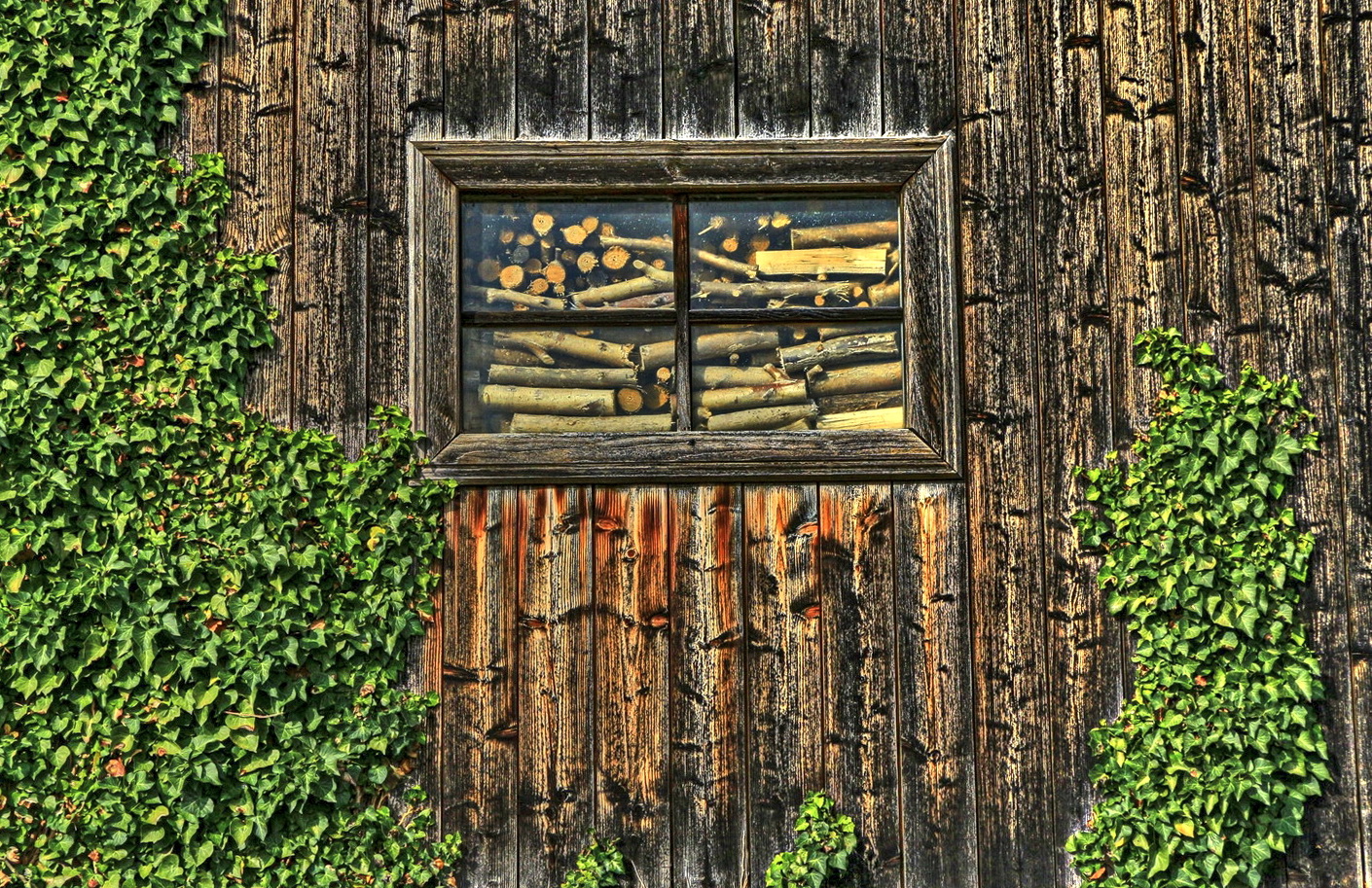 Viel Holz in der Hütte.