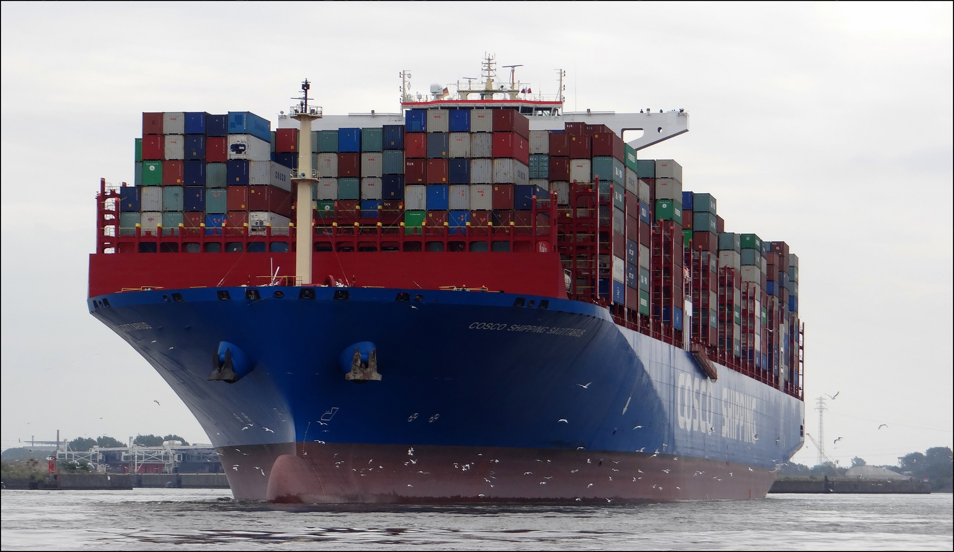 viel "Leergut" auf der "COSCO SHIPPING SAGITTARIUS"