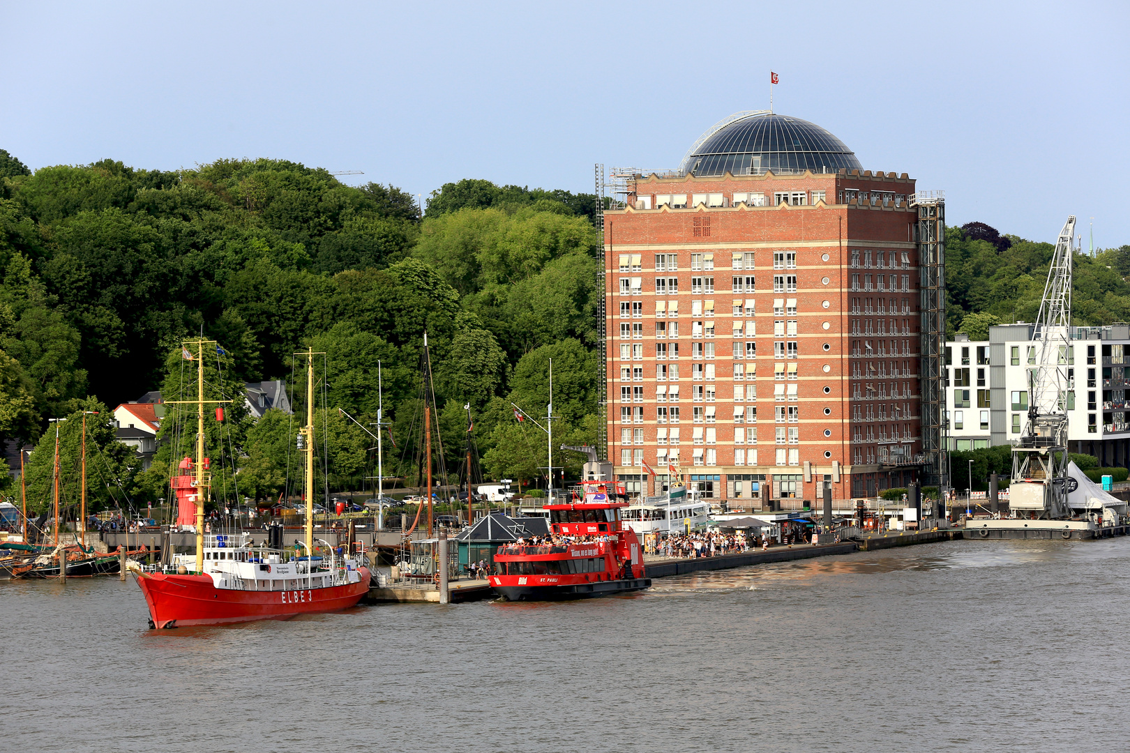 Viel los in Hamburg